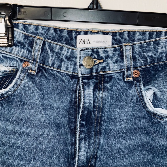 NWOT ZARA High Rise Wide Leg Distressed Jeans - Picture 4 of 5